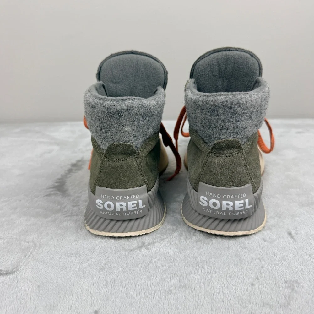 Sorel Out N About III Conquest Women 6.5 Green Waterproof Suede Boots NL4435-397